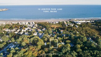 10 Juniper Park Ln, York, ME 03909