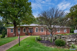 820 Tannahill Dr SE, Huntsville, AL 35802