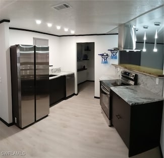 5502 Ben Franklin Ln, North Fort Myers, FL 33917