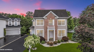 1 Westlake Ct, Morganville, NJ 07751
