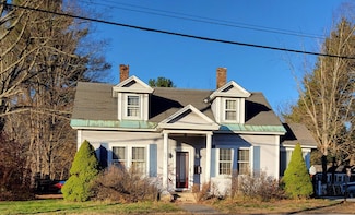 39 S Mast St, Goffstown, NH 03045