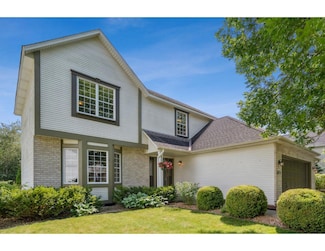 8874 Danton Way, Eden Prairie, MN 55347