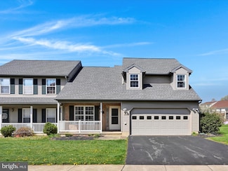 20 Burr Oak Dr, Millersville, PA 17551
