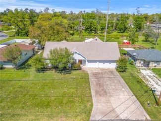 1010 Invader St, Sulphur, LA 70663