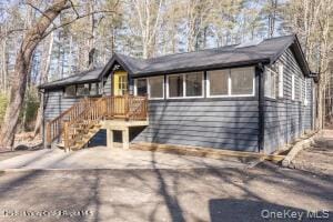 18 Country Club Ln, Woodstock, NY 12498