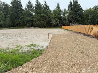 25214 Sandridge Rd, Ocean Park, WA 98640