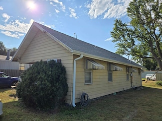 111 W 6th Ave, South Hutchinson, KS 67505