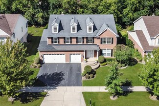 2370 Sarazen Dr, Vernon Hills, IL 60061