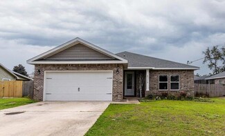 519 Cypress St, Mary Esther, FL 32569