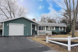 82 Spring St, Braintree, MA 02184