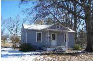 411 30th St SW, Hickory, NC 28602