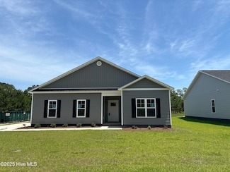 1397 Hammocks Beach Rd, Swansboro, NC 28584