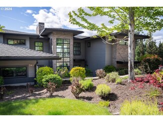 3425 NW Fairway Heights Dr, Bend, OR 97701