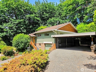 9813 36th St E, Edgewood, WA 98371