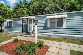 78 Fairfield Dr, Concord, NH 03301