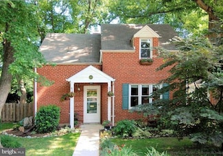 1105 Carson St, Silver Spring, MD 20901