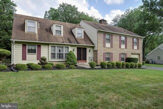 4400 Flower Valley Dr, Rockville, MD 20853