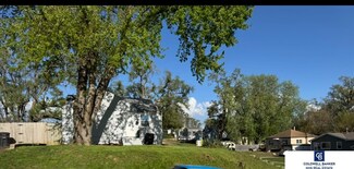 6101 N 39th St, Omaha, NE 68111