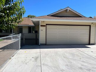 470 Stanford Way, Sparks, NV 89431