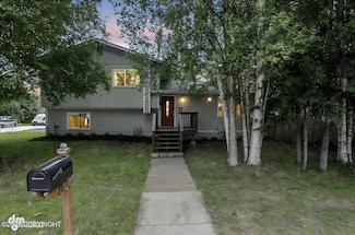 7101 Burlwood Dr, Anchorage, AK 99507