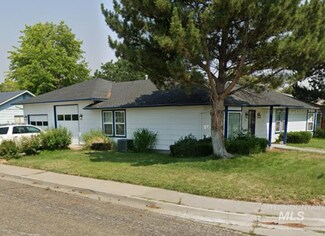 905 N 13th E, Mountain Home, ID 83647
