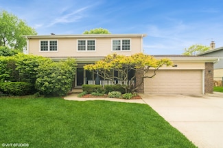 1921 E Peachtree Ln, Arlington Heights, IL 60004
