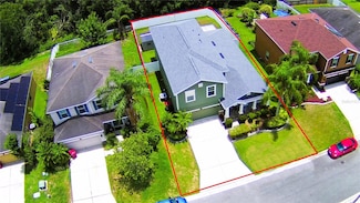 2721 Walden Woods Dr, Plant City, FL 33566