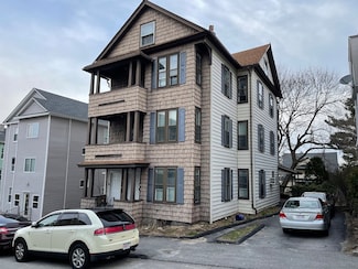 3 Hillside St Unit 2, Worcester, MA 01610