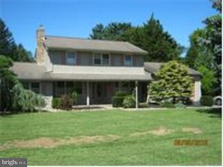 300 Rosemont Ave, Newfield, NJ 08344