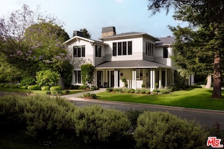 800 Greentree Rd, Pacific Palisades, CA 90272