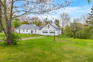 85 Bowden Point Rd, Prospect, ME 04981