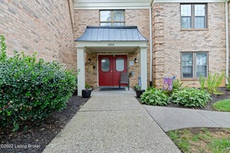 1800 Manor House Dr Unit 208, Louisville, KY 40220