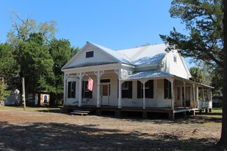 358 Forrest Ave, Biloxi, MS 39530