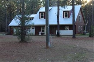 93 Riverview Landing, Camden, AL 36726