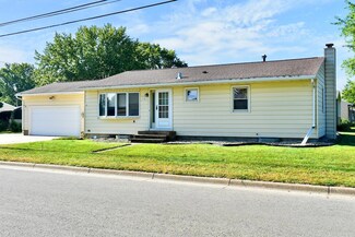 4765 W 8th St, Winona, MN 55987