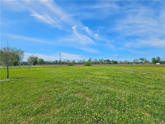 6810 Hot Wells Rd, Alexandria, LA 71303