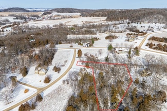 6 Bayberry Dr, Guilford Township, IL 61036