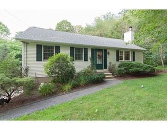 371 Willow Ave, Haverhill, MA 01835