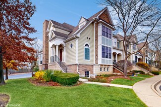 1901 Lynn Cir, Libertyville, IL 60048