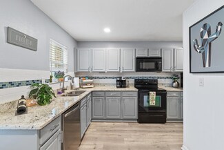 40 11th St Unit K85, Shalimar, FL 32579