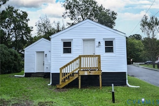 416 S Virginia St, Farmville, VA 23901