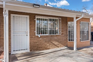 517 59th St SW, Albuquerque, NM 87121