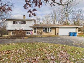 1256 W Rowland St, Flint, MI 48507