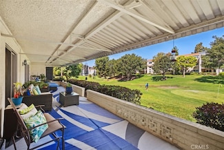 5472 Paseo Del Lago E Unit B, Laguna Woods, CA 92637