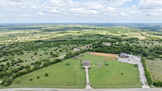 105 Joshua Rd, Weatherford, TX 76087