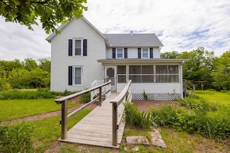 302 W 11th St, Florence, KS 66851
