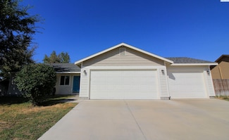 5507 Springfield Dr, Pasco, WA 99301