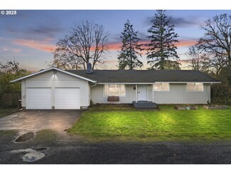 745 Harper Ln, Saint Helens, OR 97051