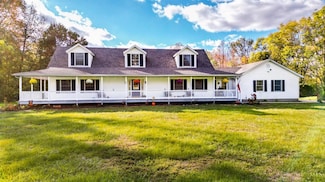1211 Hale Rd, Wilmington, OH 45177