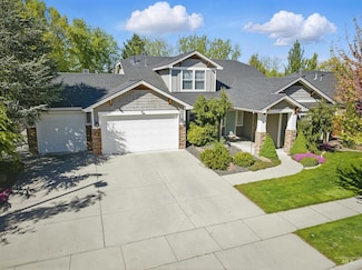 922 E Kaibab Trail Dr, Meridian, ID 83646